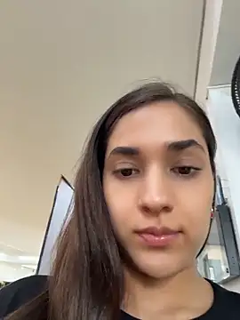 __amcutefatima nude on webcam for live sex chat