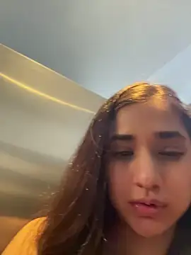 __amcutefatima nude on webcam for live sex chat