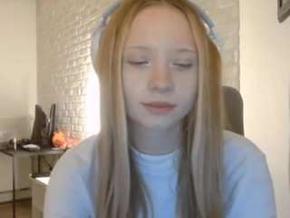 JaniceCerrillo fully nude on Live Sex Chat