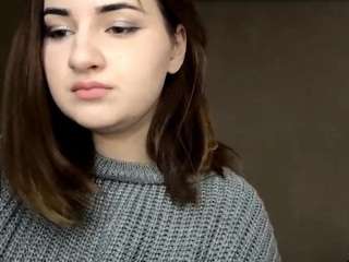 NoelleKulik fully nude on Live Sex Chat
