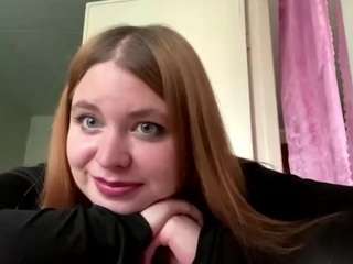 Violetta fully nude on Live Sex Chat