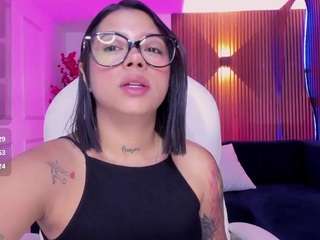 Amaiha fully nude on Live Sex Chat