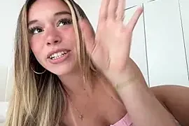amylaaa nude on webcam for live sex chat