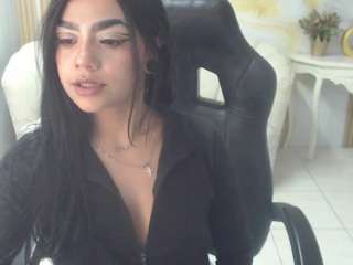 Babi-S fully nude on Live Sex Chat