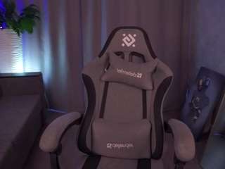 BadCatBaby fully nude on Live Sex Chat