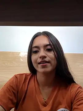 DulceCaroX nude on webcam for live sex chat