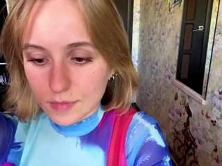 IdaOrban fully nude on Live Sex Chat