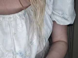 JeneTalor fully nude on Live Sex Chat