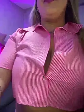 kahreal nude on webcam for live sex chat