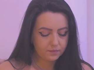 Liza-Sun fully nude on Live Sex Chat