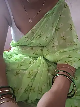 Mardala-Pilla-Telugu nude on webcam for live sex chat