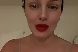 molotovmami nude on webcam for live sex chat