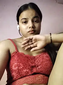 Queen_111 nude on webcam for live sex chat