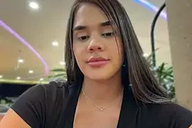 BellaLeclair nude on webcam for live sex chat