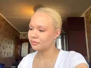 DeliaButkowski fully nude on Live Sex Chat