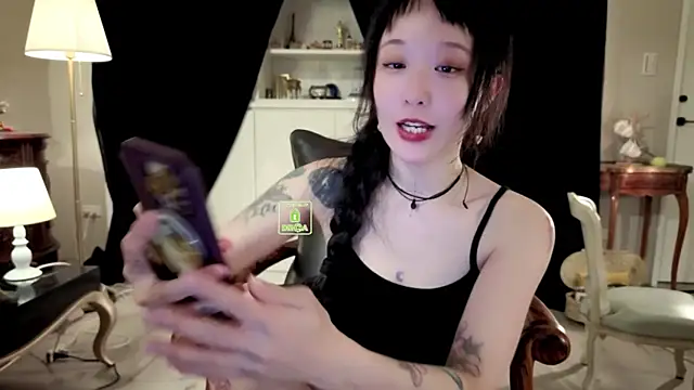 Etherealcat33 nude on webcam for live sex chat