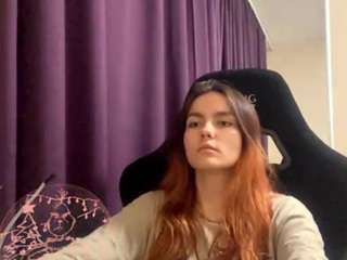 GlaydsDibiasi fully nude on Live Sex Chat
