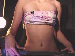Hirara fully nude on Live Sex Chat