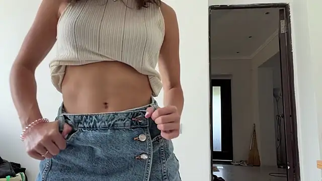 IraidaArvayo nude on webcam for live sex chat