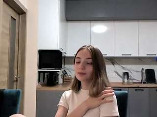 LouraBalzer fully nude on Live Sex Chat