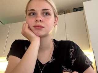 MarileeSpurger fully nude on Live Sex Chat