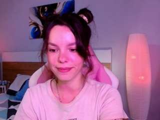 Maya-Garcia fully nude on Live Sex Chat