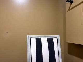 miaaellie fully nude on Live Sex Chat