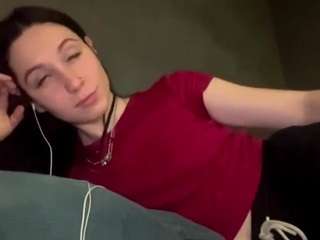 PhebeBee fully nude on Live Sex Chat