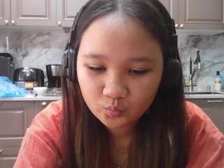 RisaMrazik fully nude on Live Sex Chat
