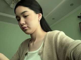 RobbinKlun fully nude on Live Sex Chat