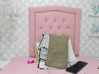 sofia-marttinez9 fully nude on Live Sex Chat