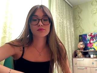SyreetaPricer fully nude on Live Sex Chat